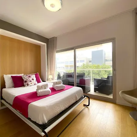 Panoramic View 2 With Pool By Homing البوفيرا